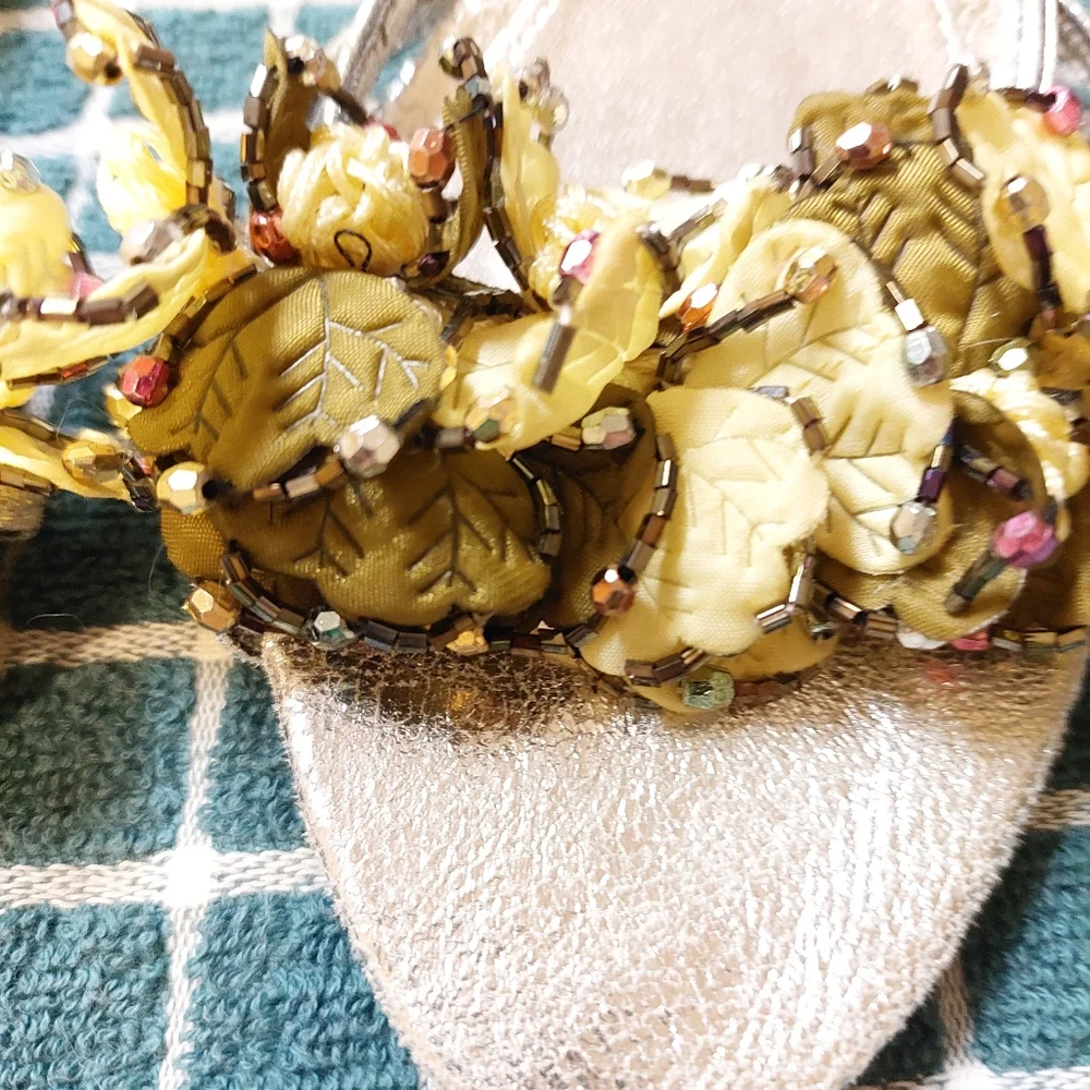 Shoes - Picture 2 of 4